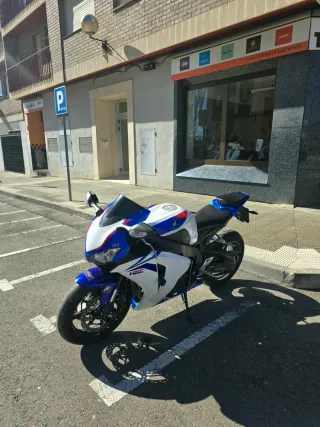 Honda CBR 1000 RR 2010 - 45.000 km
