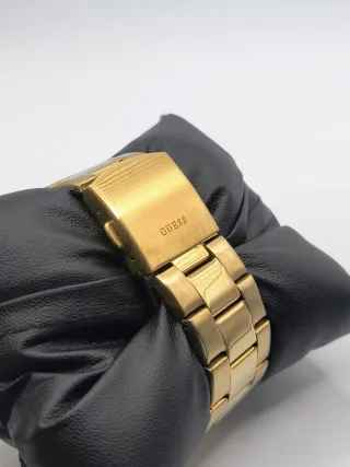 Reloj Guess Dorado Unisex Cronógrafo