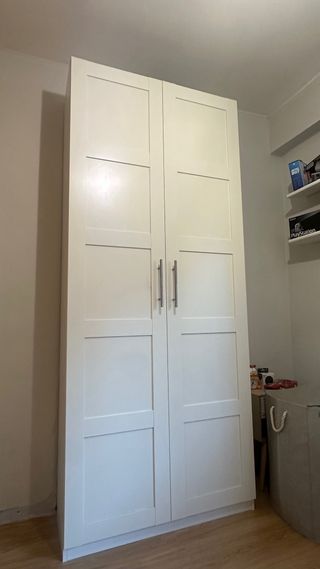 Cama plegable vertical Ikea