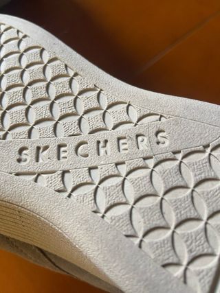 Botines Skechers Beige