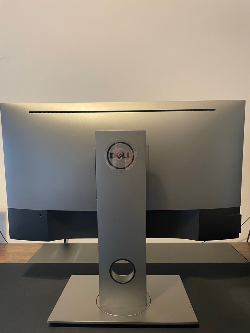 Monitor Dell Ultrasharp 25 U2518D afbeelding 4