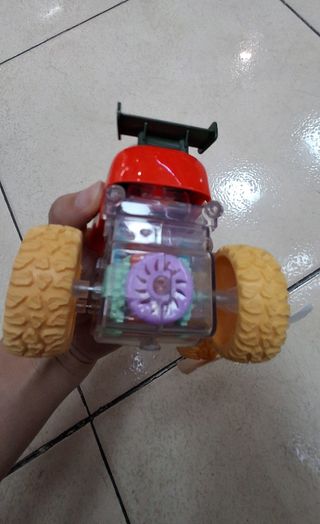 Coche de juguete pequeño para niños