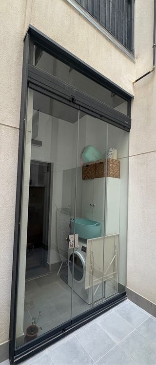 Cortina cristal templado con cierre llave