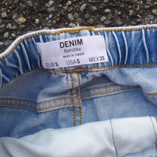 Jeans Bershka strappati uomo