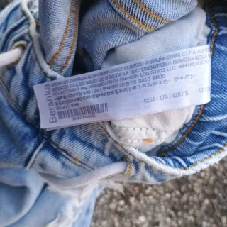 Jeans Bershka strappati uomo