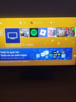 PS4 SLIM 1TB / JUEGOS / 2 MANDOS / TV DE REGALO