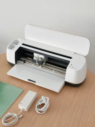 Máquina de corte Cricut Maker