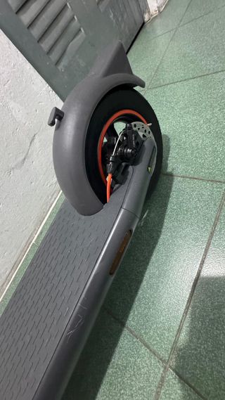 Patinete Eléctrico NAVEE N40 Nuevo sin usar