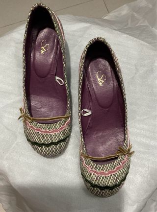 Variedad de zapatos de mujer talla 37/38