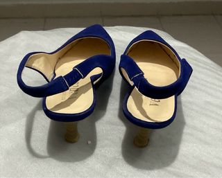 Variedad de zapatos de mujer talla 37/38