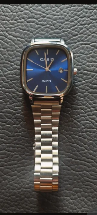 Orologio Casio Quadrato Blu Argento