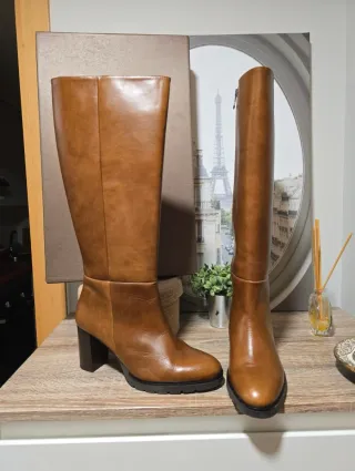 Botas altas de piel Camel Dansi