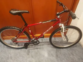 Bicicleta Specialized Hardrock Roja