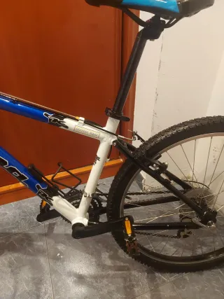Bicicleta Kona