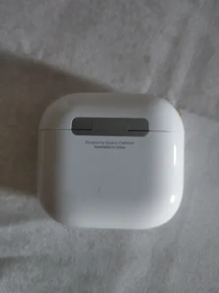 Airpods 4