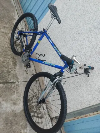 Bicicleta KENIUM PRO-300 Azul