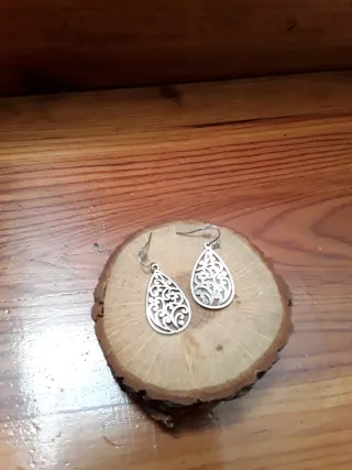 Pendientes bisutería plateados. Nuevos a estrenar!