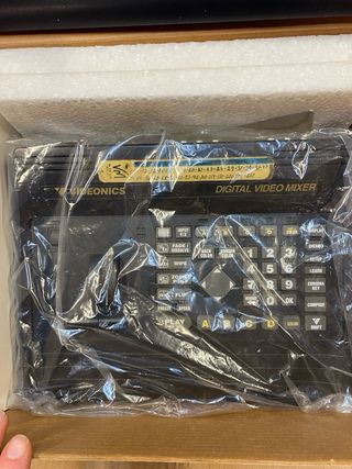 Videonics MX-1 Digital Video Mixer + Titlemaker