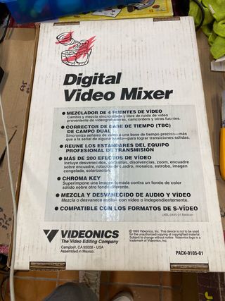Videonics MX-1 Digital Video Mixer + Titlemaker