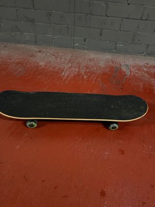 Monopatin Oxelo con diseño de lobo