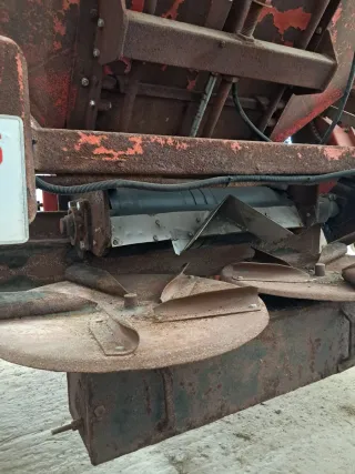 Abonadora Arrastrada Revisada