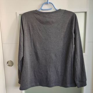 pijama sudadera gris con estampado de cisne