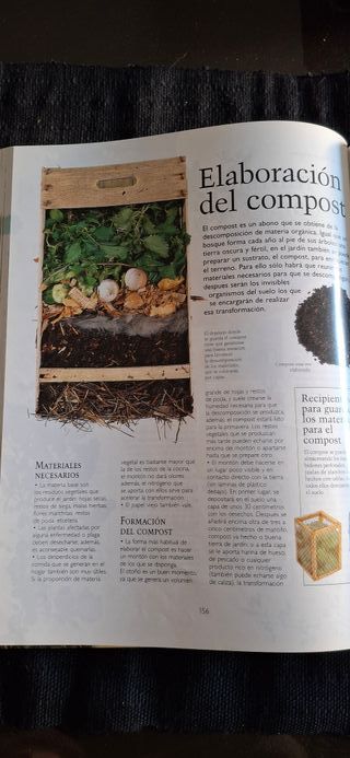 El Libro de Oro de las Plantas y Los Jardines