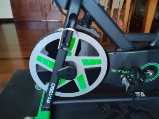 Bicicleta Spinning Salter PT-1590