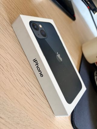 iPhone13 256gb+Funda azul+caja+cristales protector