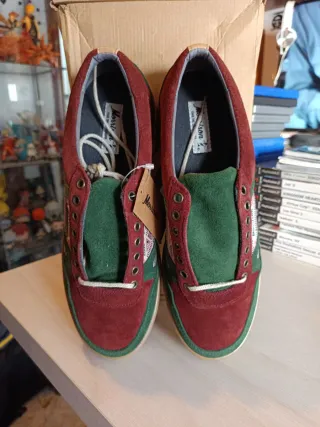 Zapatos Morrison Verde y Rojo