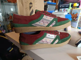 Zapatos Morrison Verde y Rojo