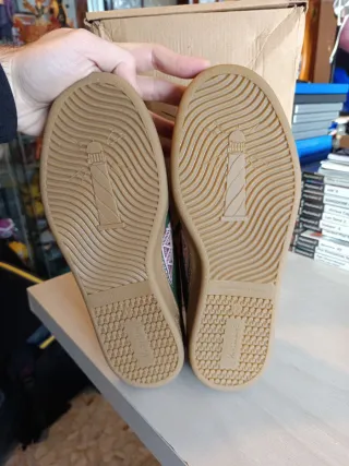 Zapatos Morrison Verde y Rojo