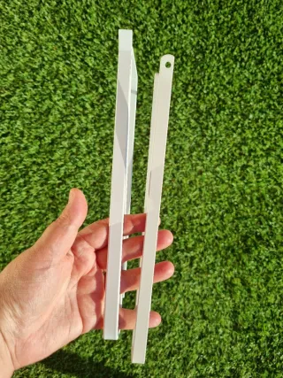 Colgador de rollo de papel o toalla sin taladro.