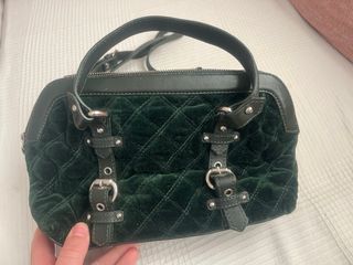 Bolso Bimba y Lola verde con remaches