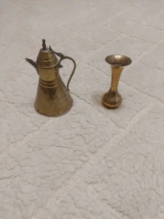 Caffettiera e Portafiori in ottone