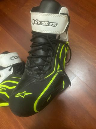 Botin Alpinestars Talla 40 Moto