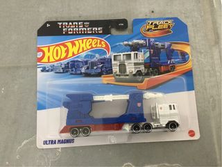 Hot Wheels Transformers Ultra Magnus
