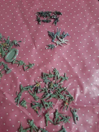 Soldados de plástico militares