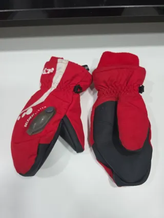 Ropa esqui niño 5-6 años, muy poco uso