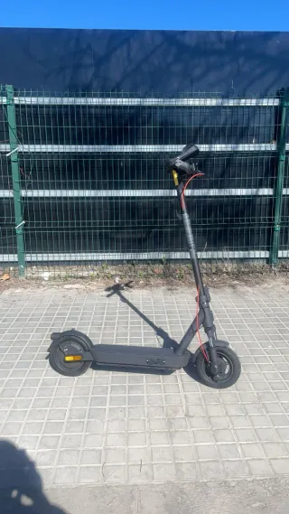 Patinete Eléctrico Negro
