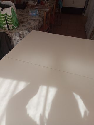 Mesa Blanca extensible. Madera