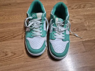 Nike SB Dunk Teal/Blanco Talla 43