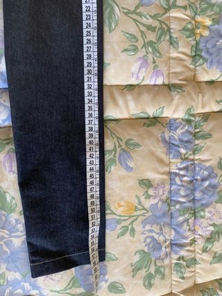 Chaqueta vaquera entallada azul oscuro