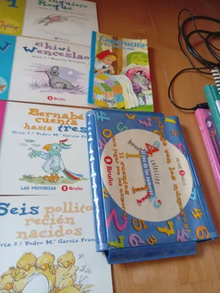 Estupendo lote iniciación lectora. Letra hilada