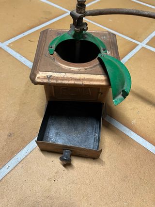 Molinillo Café Antiguo ELMA Hierro Fundido