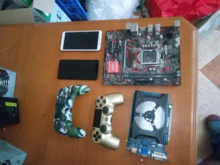 Componentes PC y Mandos PS4 Rotos y móviles rotos