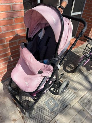 Carro de bebé 2 en 1 rosa ( incluye maxicosi)