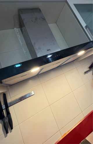 Instalación de : campanas extractoras de cocina