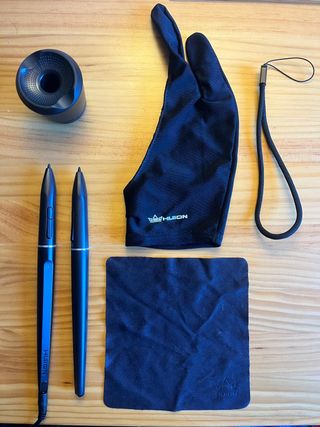 Huion Kamvas GT-220 V2 (21.5) Caja Completa