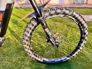 Bicicleta eléctrica CONOR  WRC E-10 Carbono e-Bike